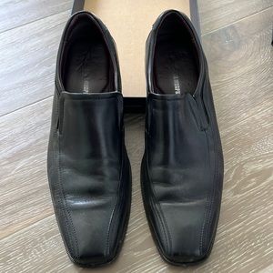 Men’s dress shoes size 11 1/2